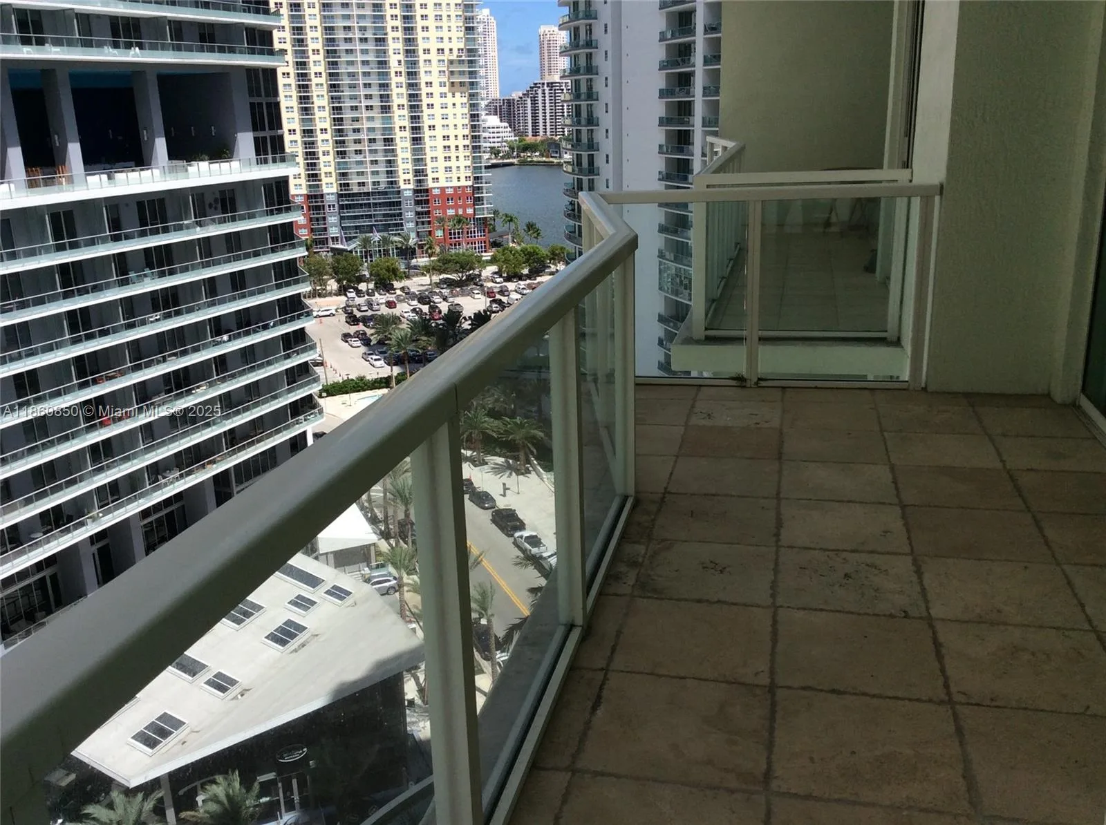 218 SE 14th St # 1508, Miami, FL 33131 photo 10