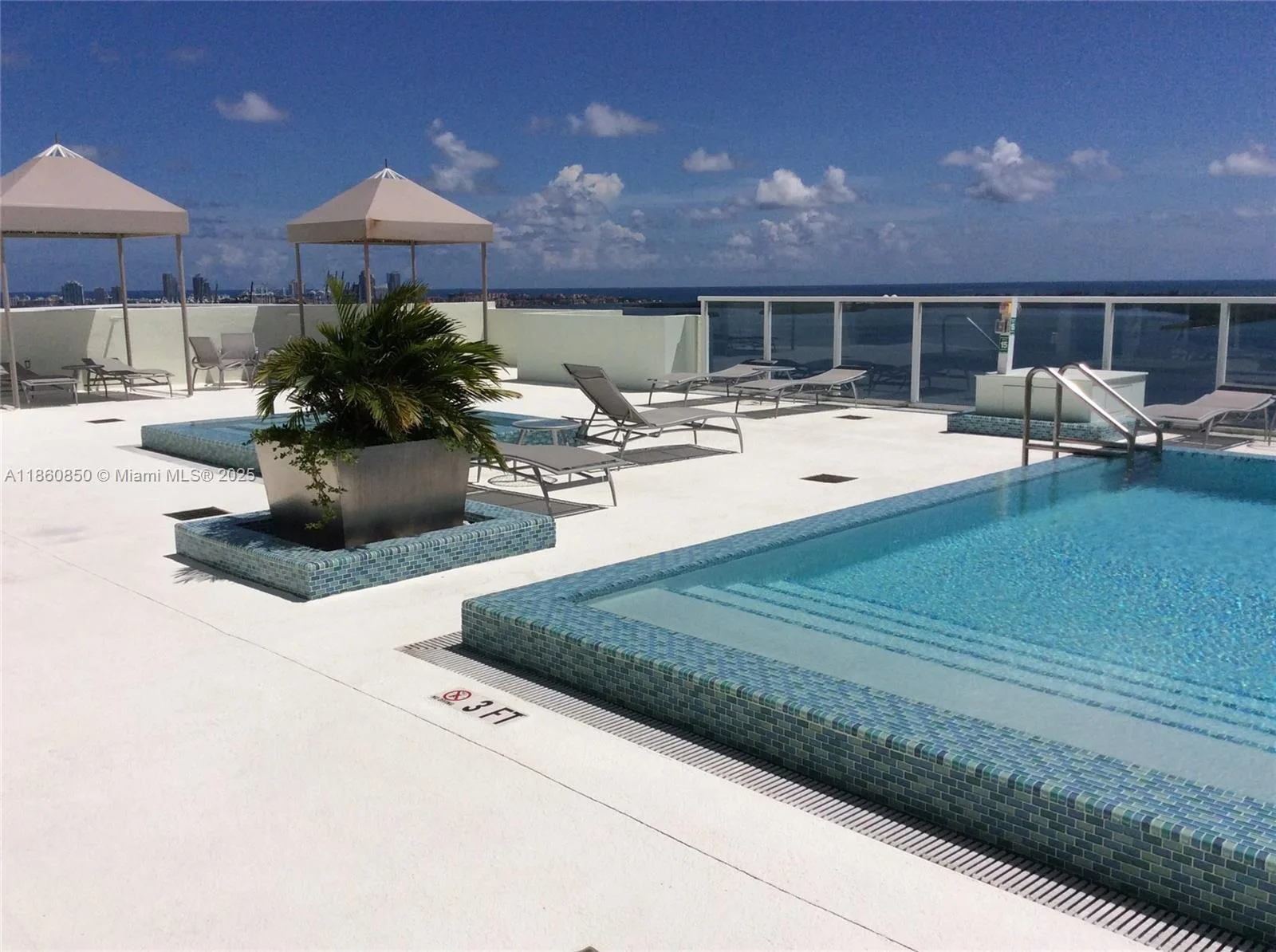 218 SE 14th St # 1508, Miami, FL 33131 photo 12