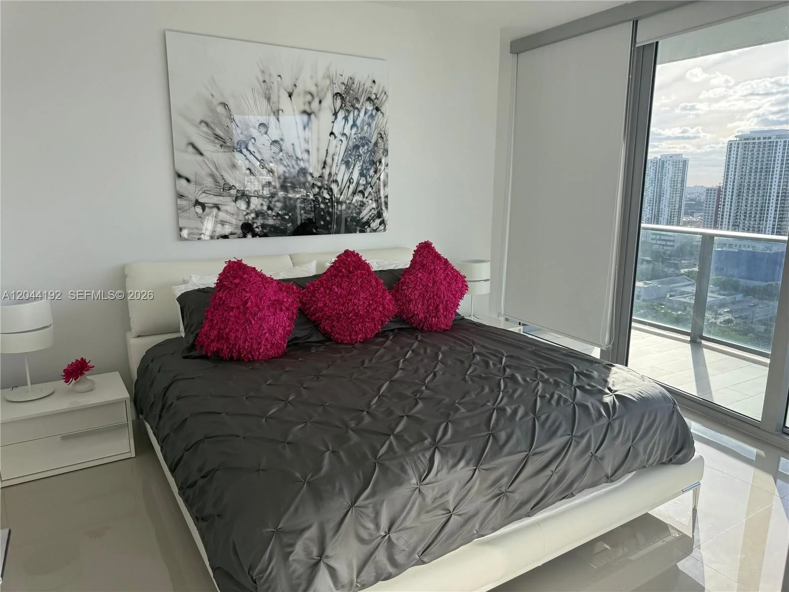 488 NE 18th St # 2701, Miami, FL 33132 photo 3