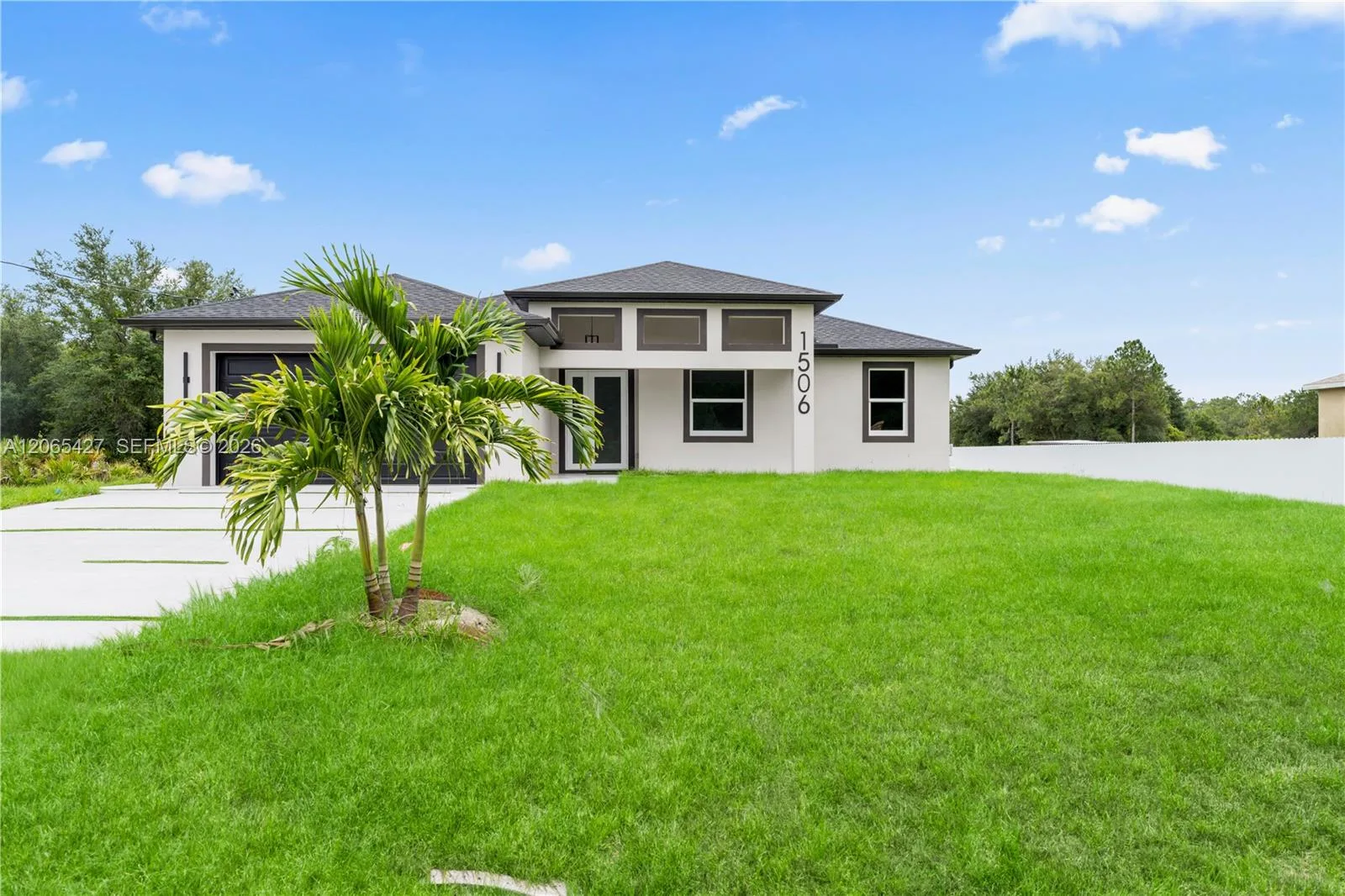 1506 Richmond Ave N, Lehigh Acres, FL 33972 photo 3