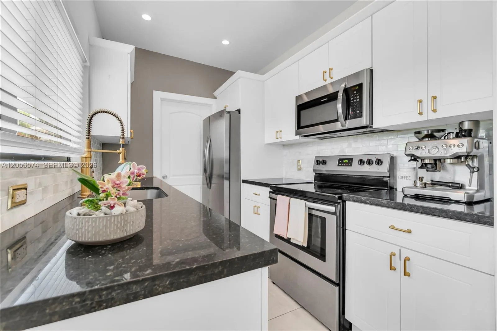 1340 NW 4th Ave, Fort Lauderdale, FL 33311 photo 9