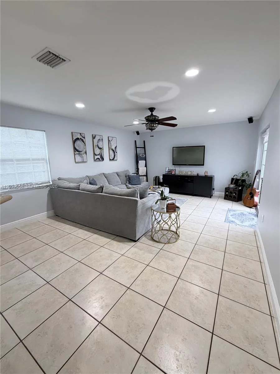 15253 SW 138th Ter, Miami, FL 33196 photo 6