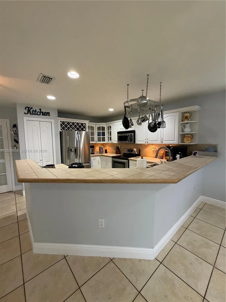 15253 SW 138th Ter, Miami, FL 33196 photo 9