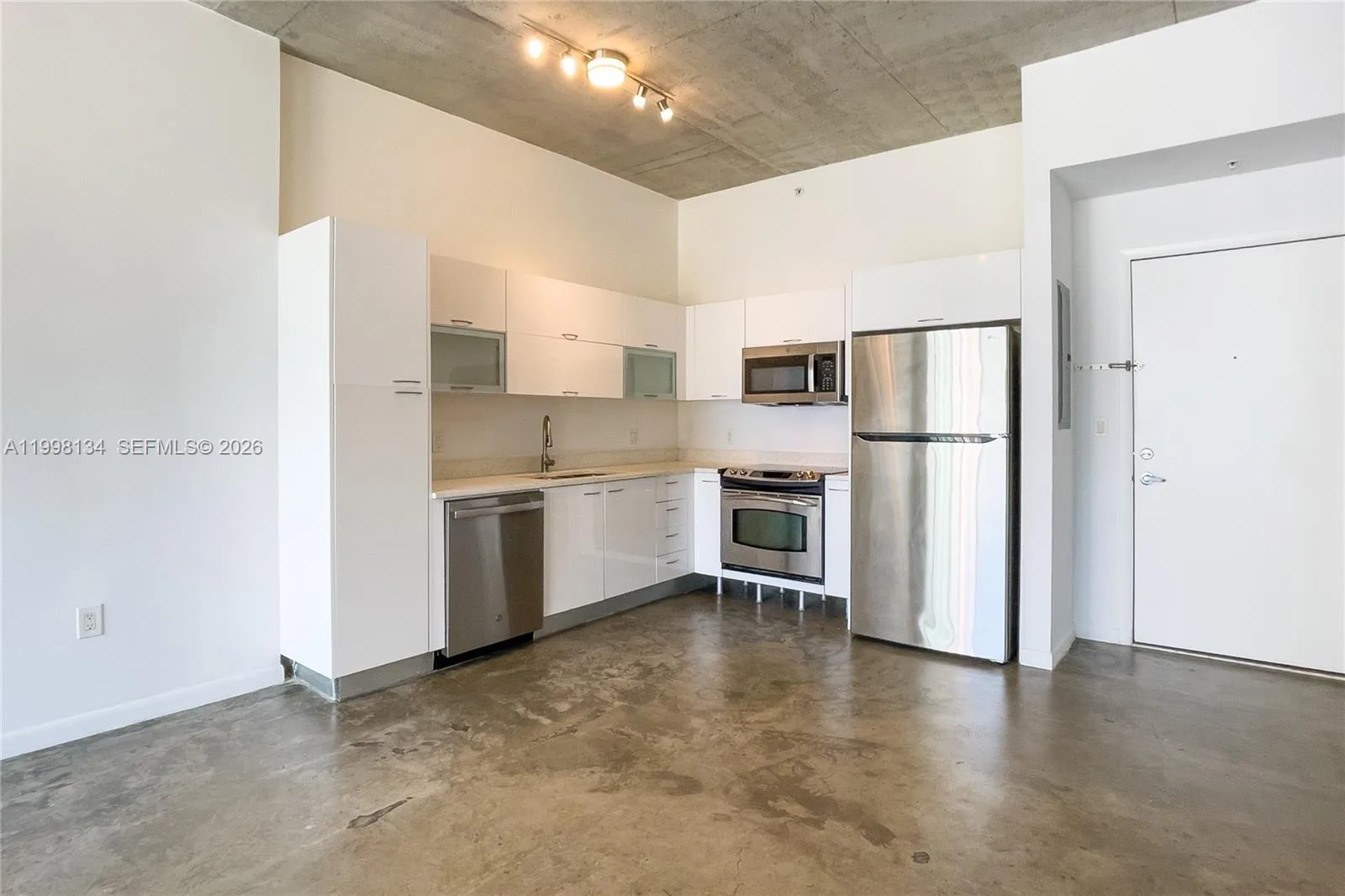 133 NE 2nd Ave # 2105, Miami, FL 33132 photo 4