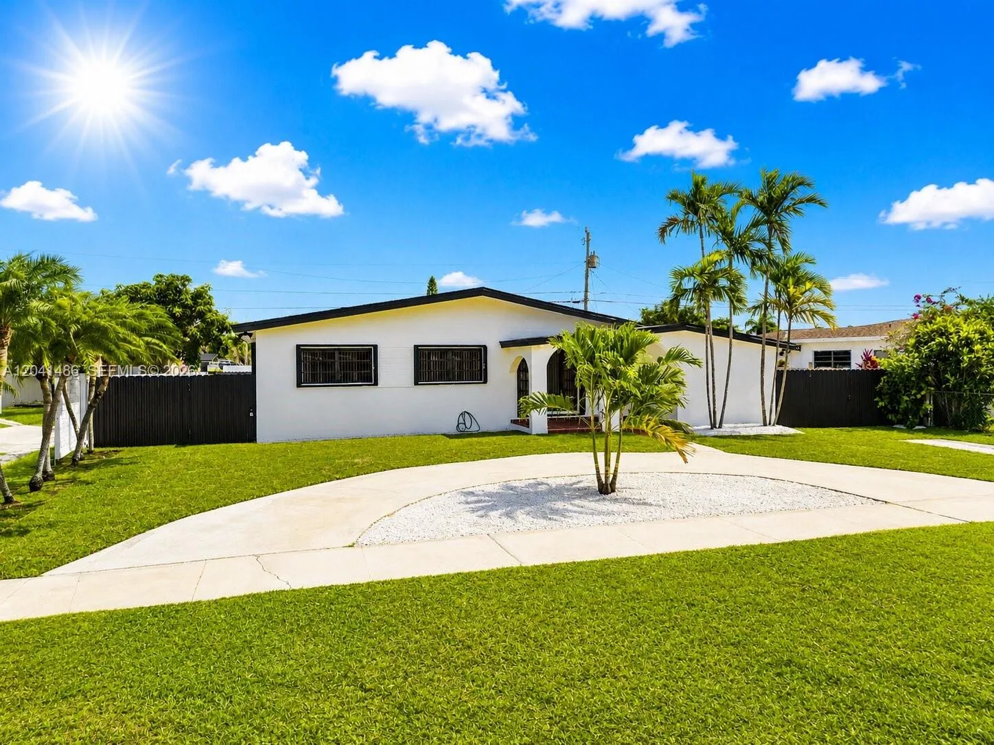 12370 SW 190th Ter, Miami, FL 33177