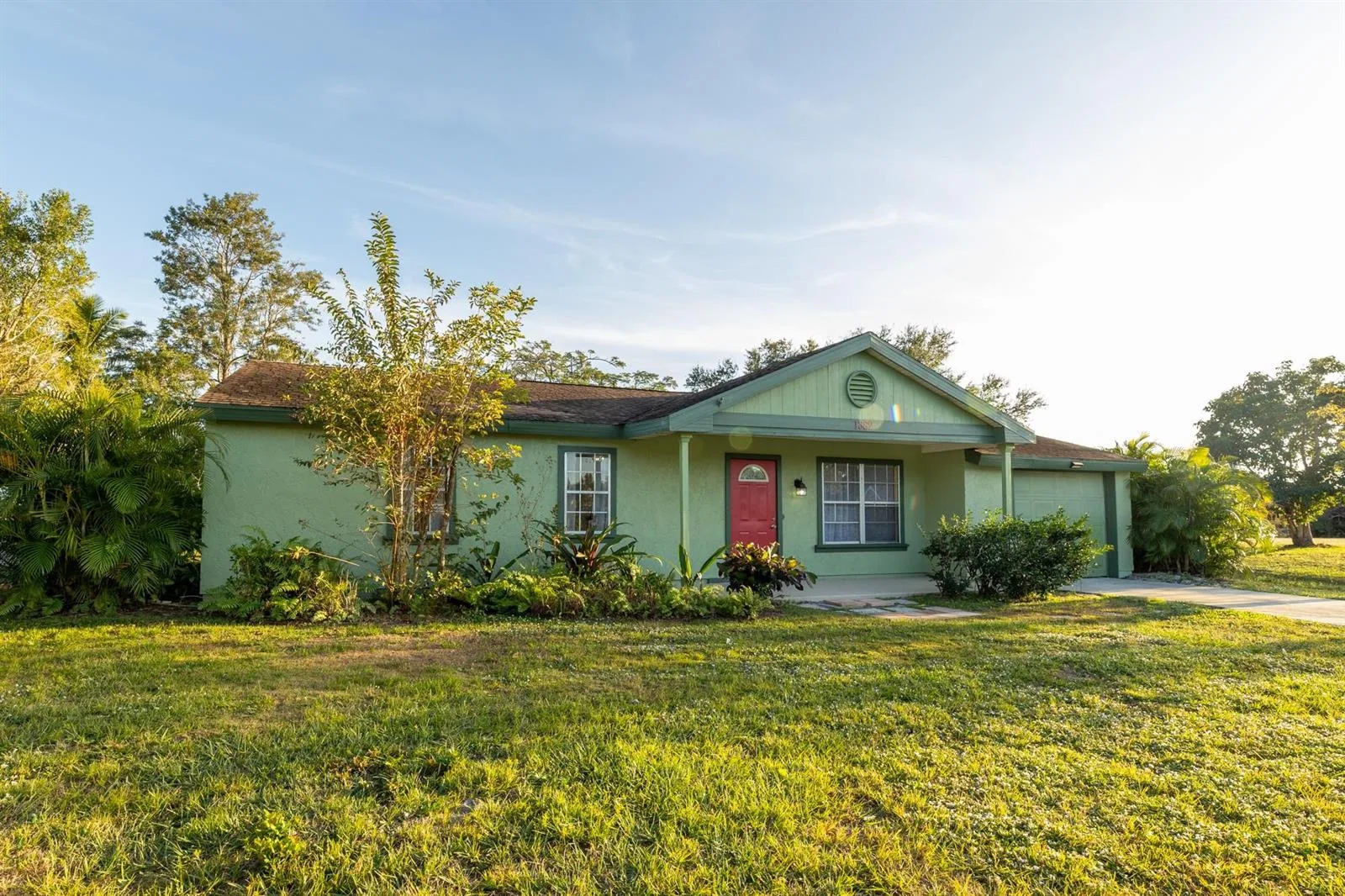 1382 SE Vestridge Lane, Port St. Lucie, FL 34952 photo 2