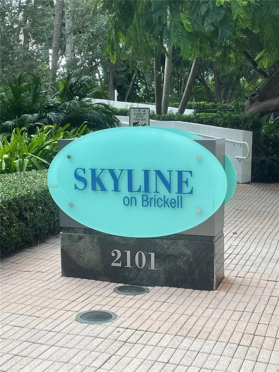 2101 Brickell Ave # 2202, Miami, FL 33129