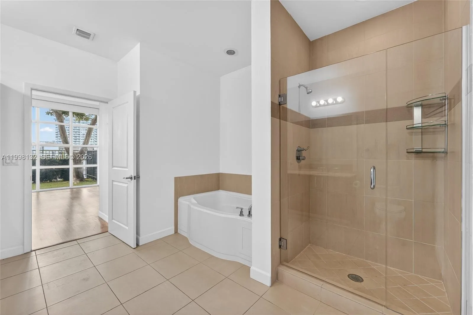 1945 S Ocean Dr # M2, Hallandale Beach, FL 33009 photo 9