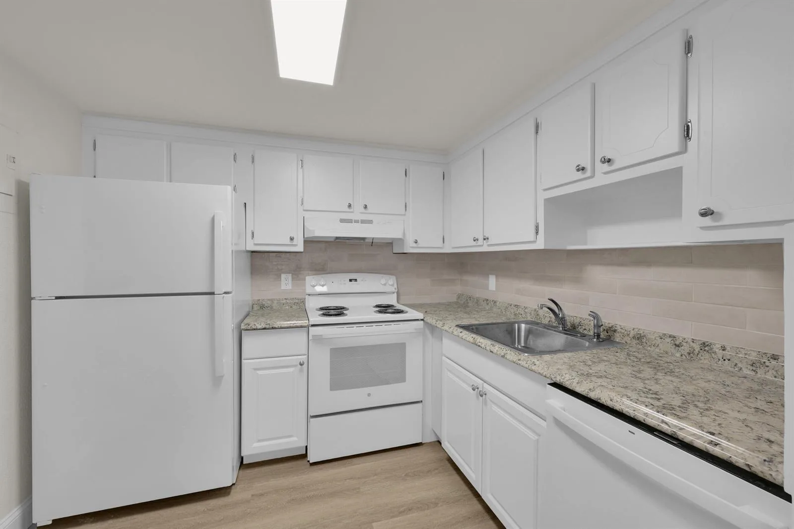 146 SAXONY D Drive # 146, Delray Beach, FL 33446 photo 11