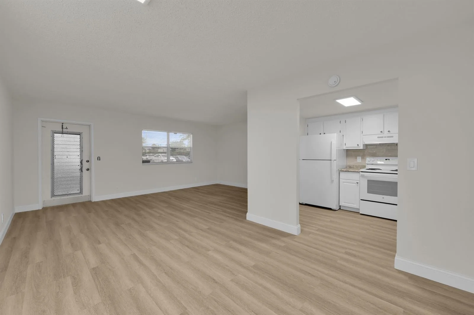 146 SAXONY D Drive # 146, Delray Beach, FL 33446 photo 9