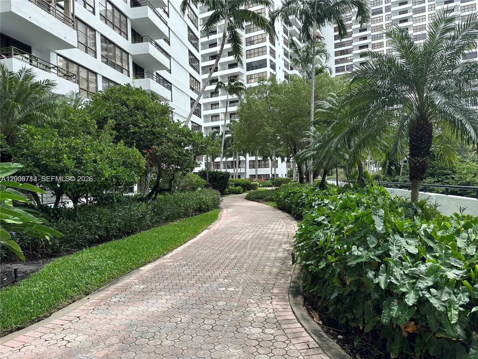 600 Three Islands Blvd # 1402, Hallandale Beach, FL 33009 photo 8