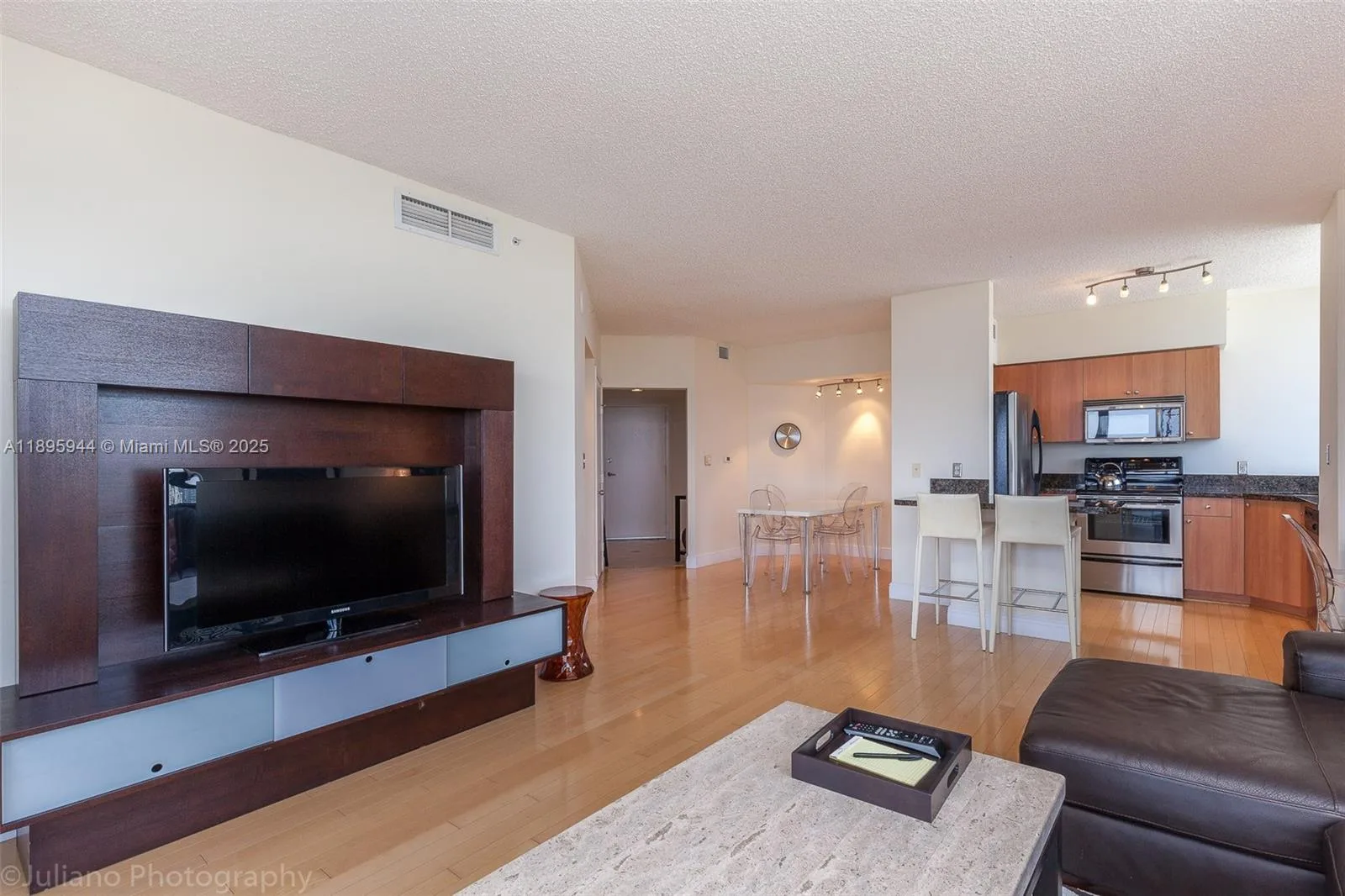 1330 West Ave # 1613, Miami Beach, FL 33139 photo 2