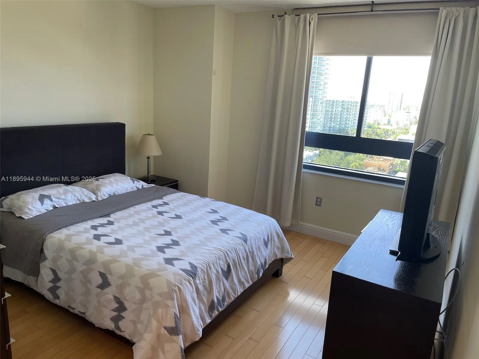 1330 West Ave # 1613, Miami Beach, FL 33139 photo 4
