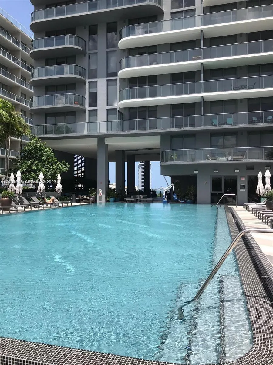121 NE 34 St # 2215, Miami, FL 33137 photo 2