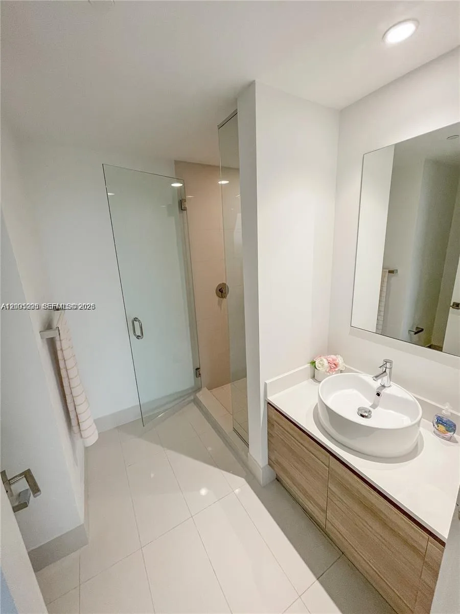 121 NE 34 St # 2215, Miami, FL 33137 photo 6