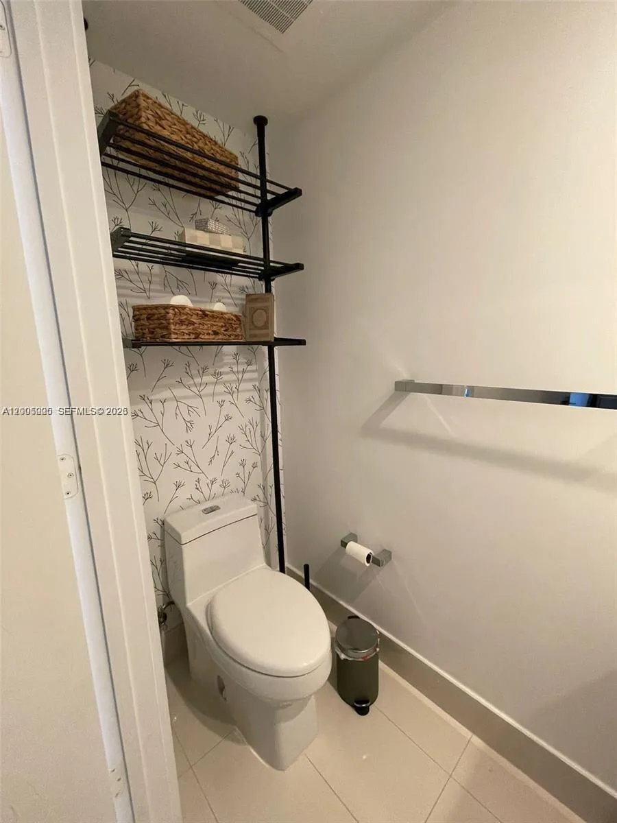 121 NE 34 St # 2215, Miami, FL 33137 photo 9