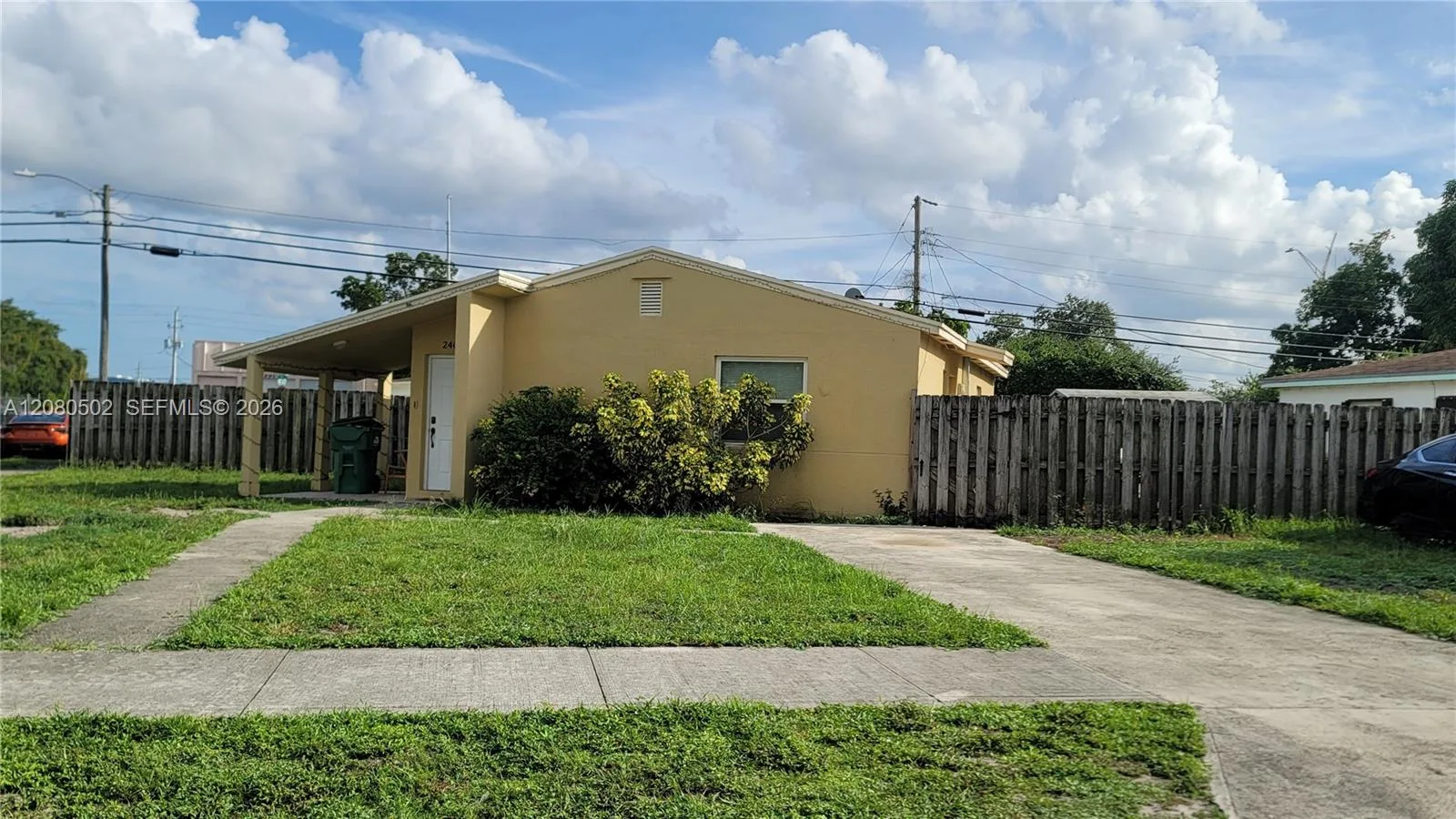2400 NW 152nd St, Miami Gardens, FL 33054