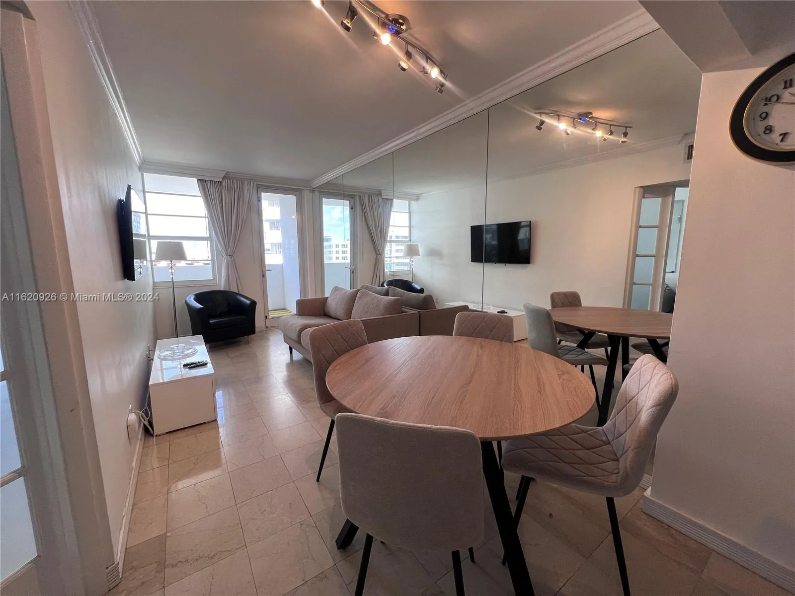 100 Lincoln Rd # 820, Miami Beach, FL 33139