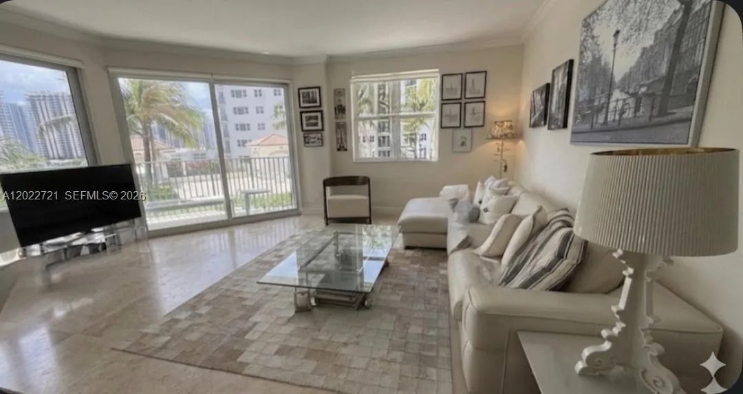 20000 E Country Club Dr # 601, Aventura, FL 33180