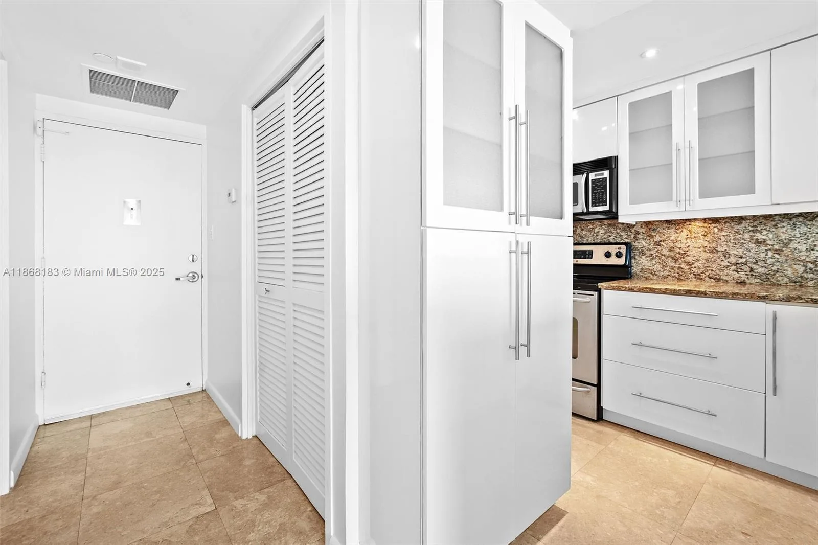 1000 West Ave # PH12, Miami Beach, FL 33139 photo 8
