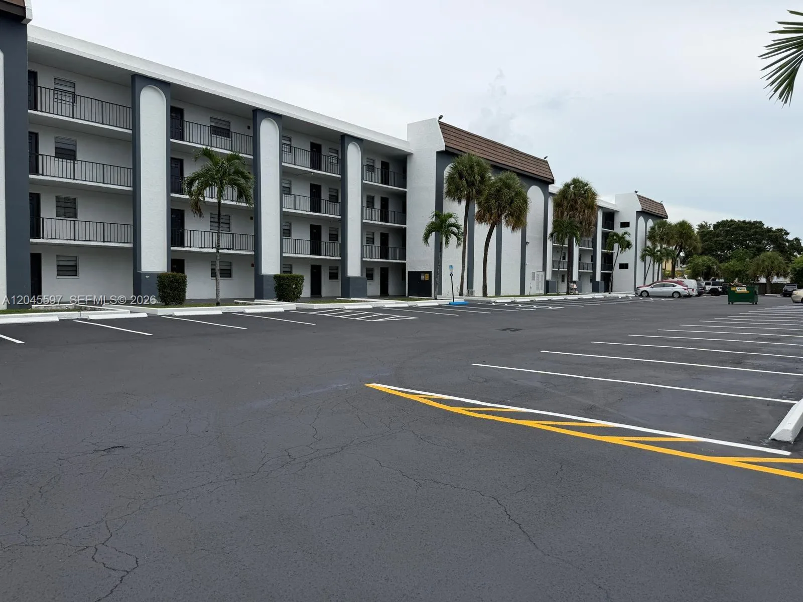 2011 NW 55th Ave # 209, Lauderhill, FL 33313