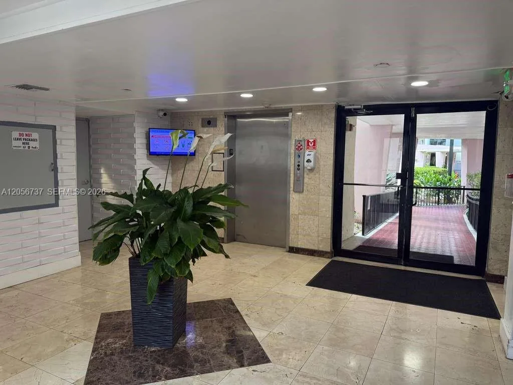 17011 N Bay Rd # 709, Sunny Isles Beach, FL 33160 photo 2