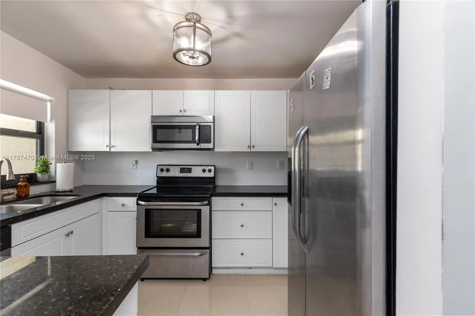 8956 Palm Tree Ln # 8956, Pembroke Pines, FL 33024 photo 9