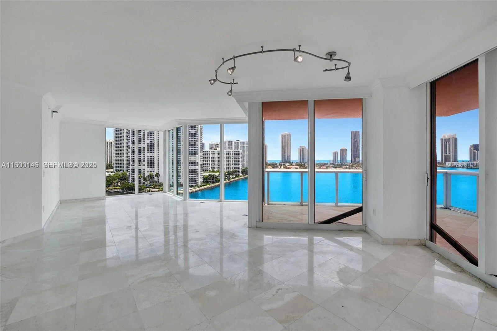 3370 Hidden Bay Dr # 1208, Aventura, FL 33180 photo 4