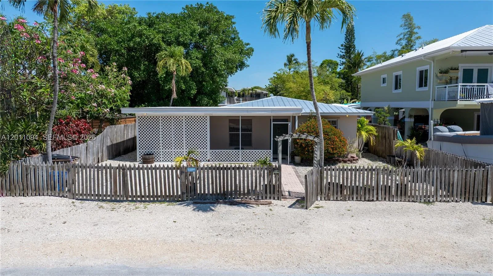 56 SE Marlin Ave, Key Largo, FL 33037