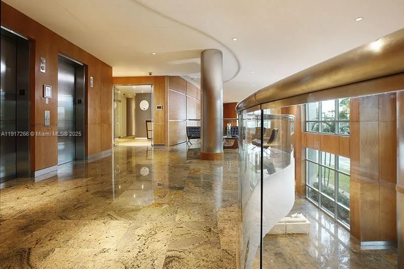 1000 5th St # 102, Miami Beach, FL 33139 photo 3