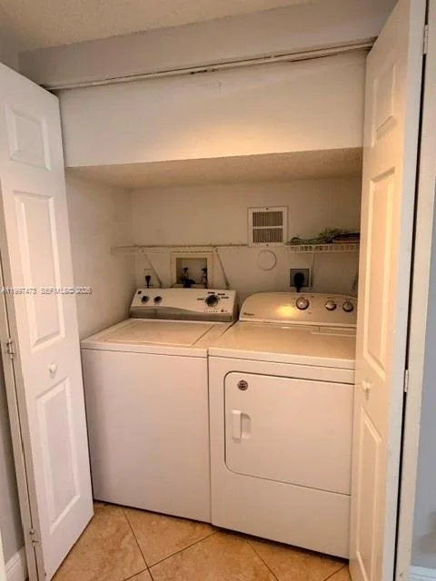 571 NW 208th Cir, Pembroke Pines, FL 33029 photo 13