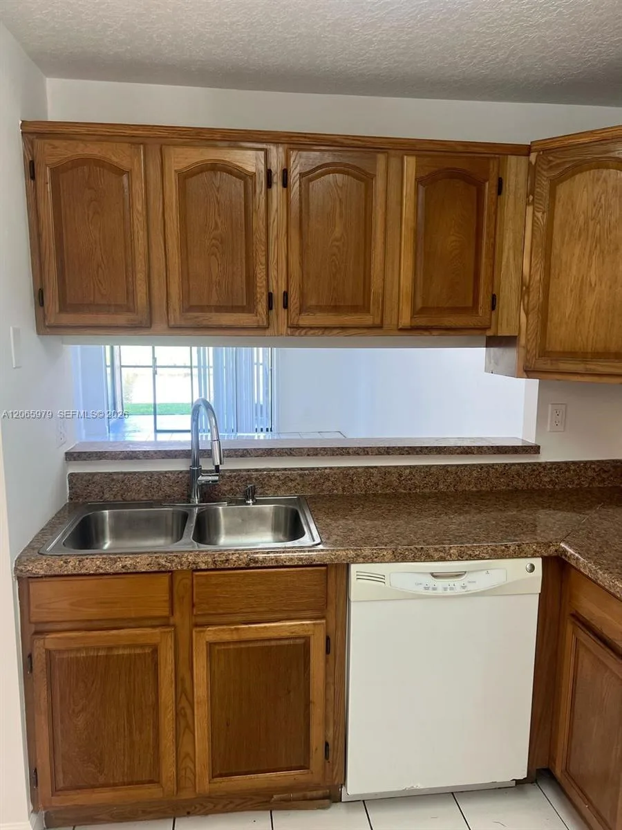 3399 Foxcroft Rd # 114, Miramar, FL 33025 photo 6