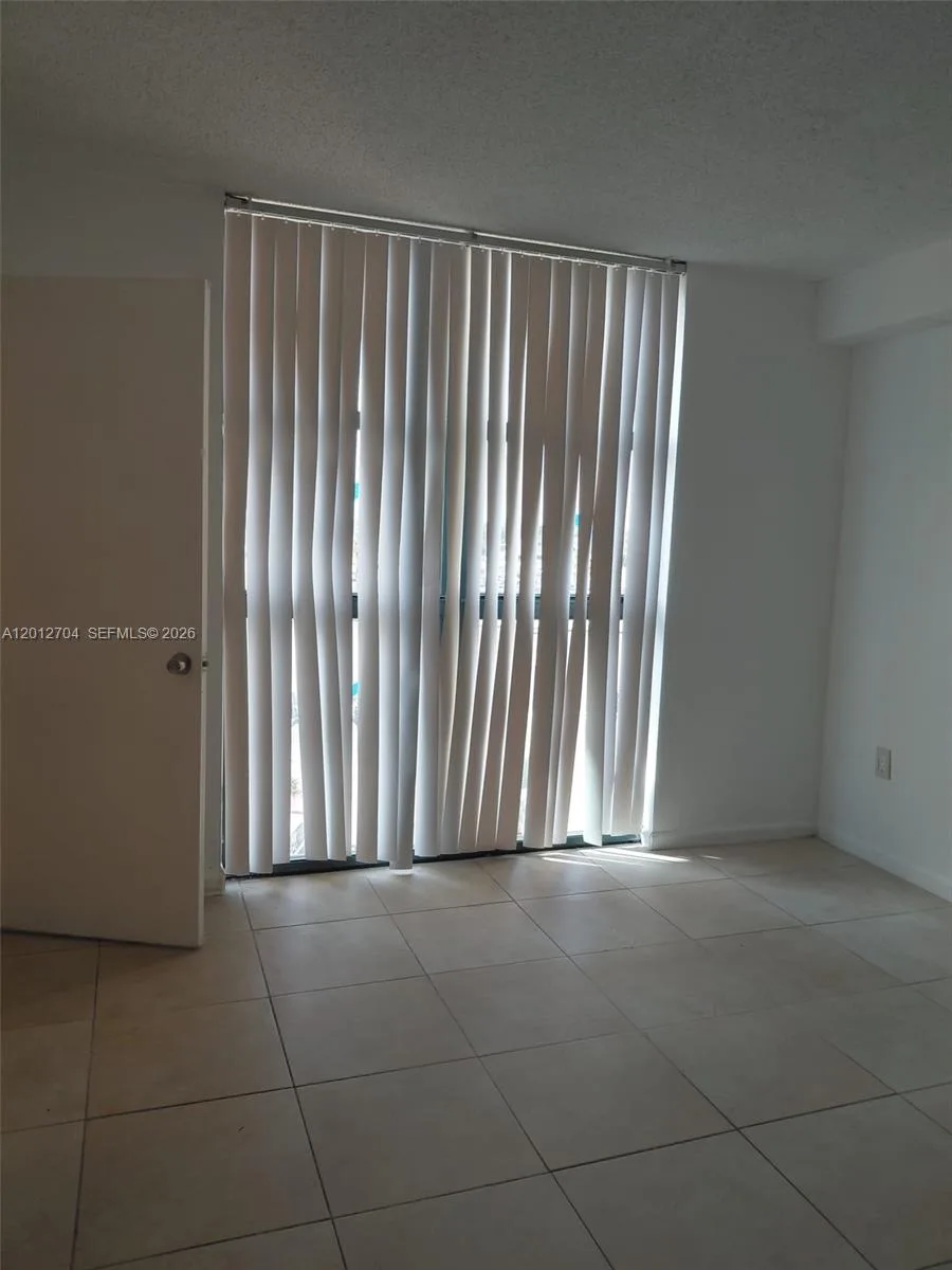 11790 SW 18th St # 429-3, Miami, FL 33175 photo 2