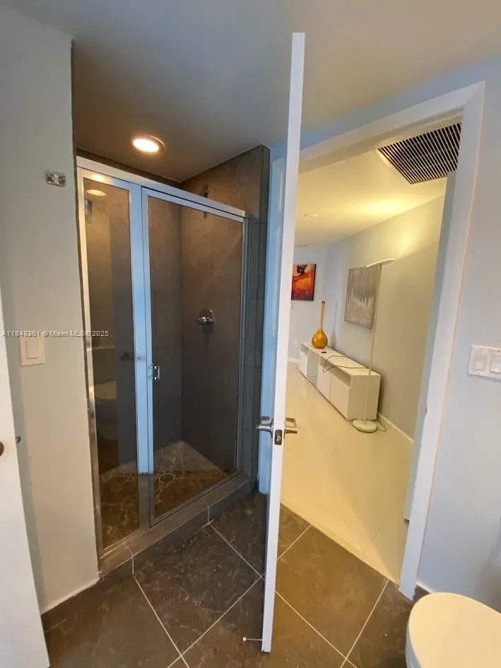475 Brickell Ave # 4409, Miami, FL 33131 photo 10