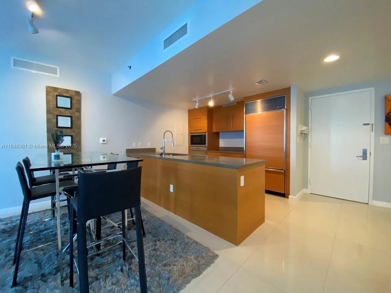475 Brickell Ave # 4409, Miami, FL 33131 photo 5