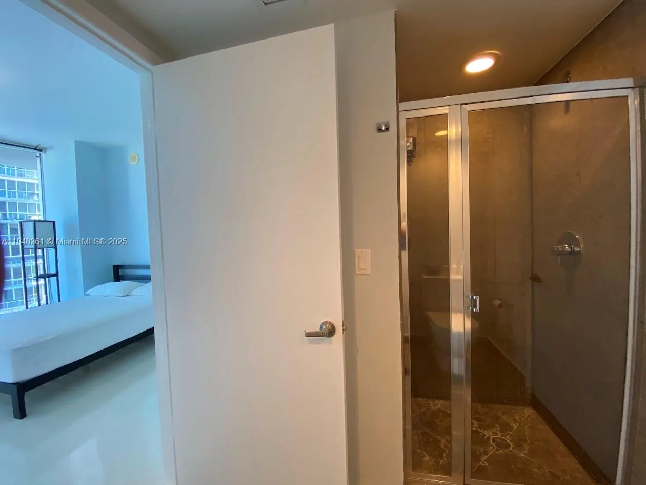 475 Brickell Ave # 4409, Miami, FL 33131 photo 9