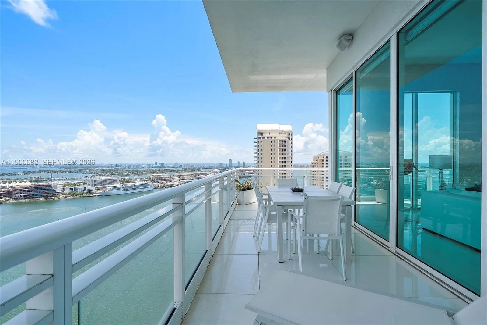 900 Brickell Key Blvd # 3103, Miami, FL 33131 photo 11