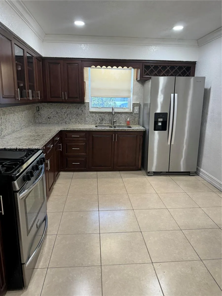 206 Ponce De Leon Blvd, Coral Gables, FL 33134 photo 13