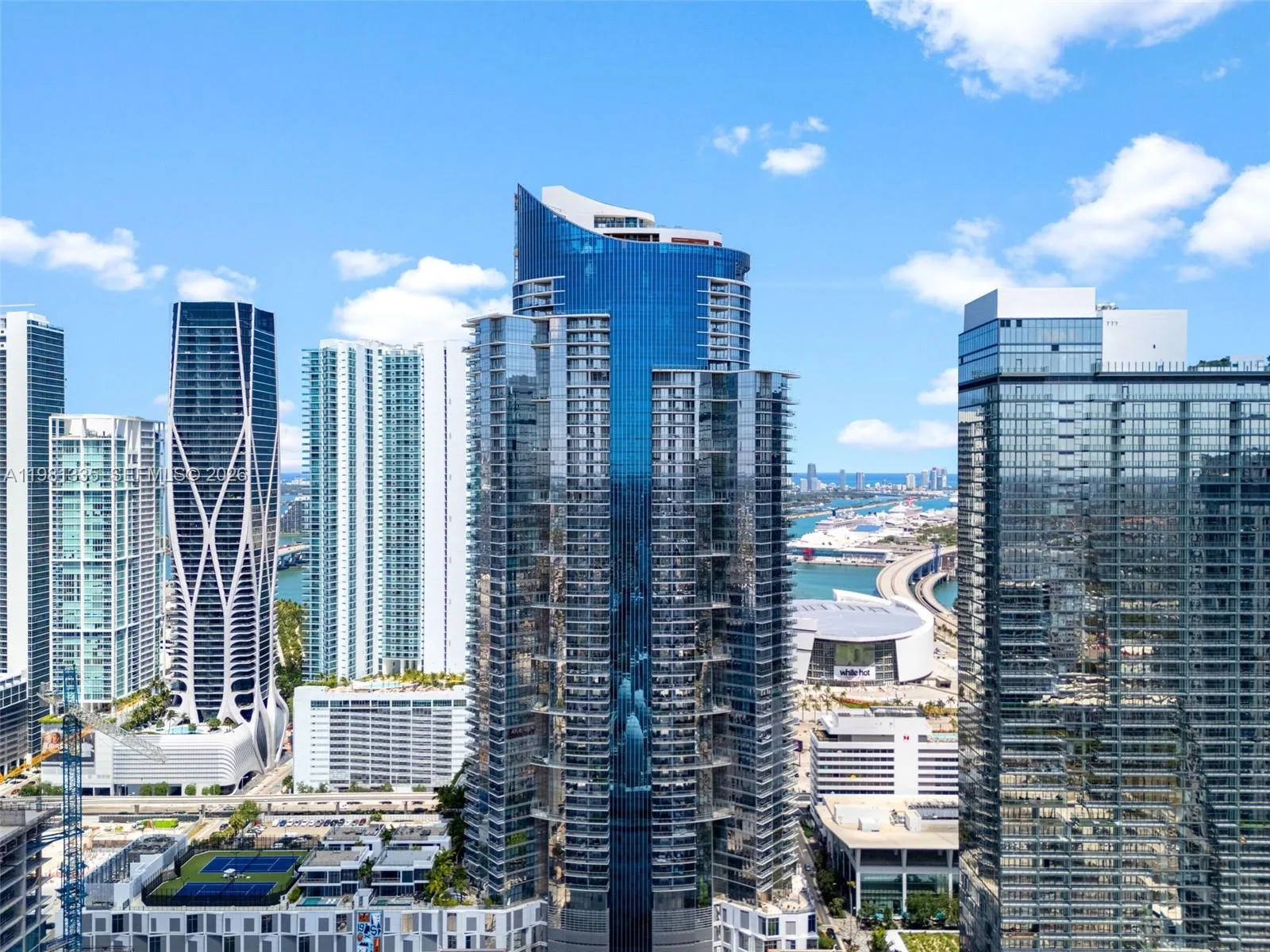 851 NE 1st Ave # 2200, Miami, FL 33132 photo 2