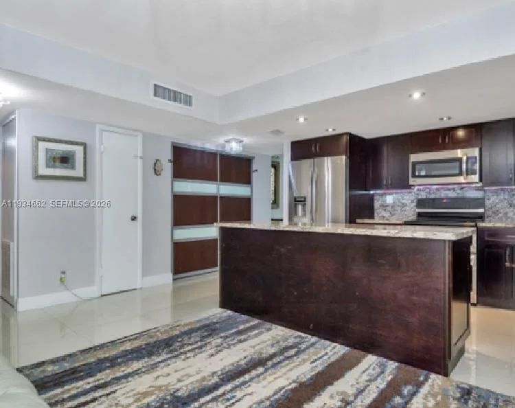 20401 NE 30th Ave # 108-8, Aventura, FL 33180