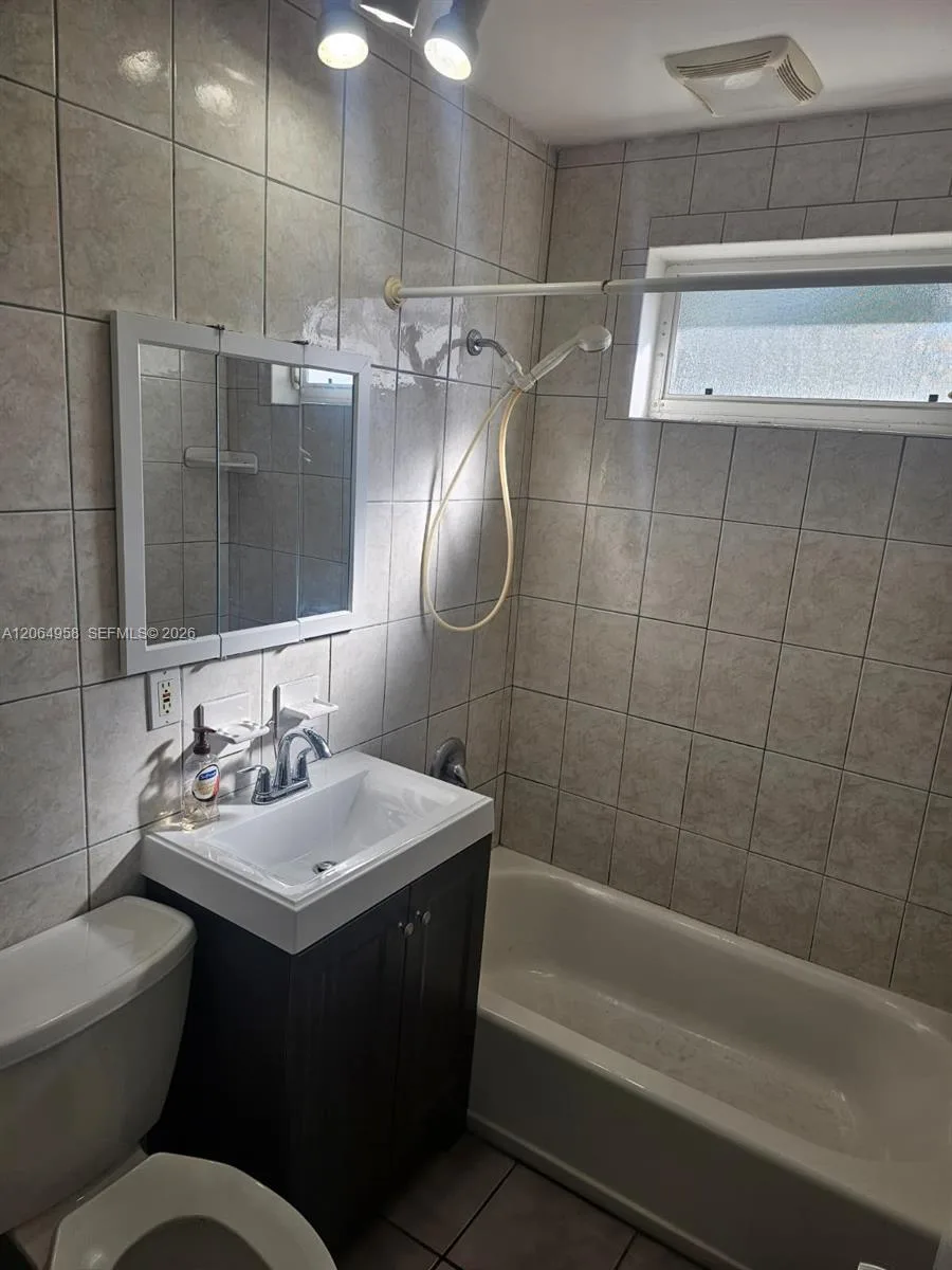 9360 SW 168th St # 0, Palmetto Bay, FL 33157 photo 8