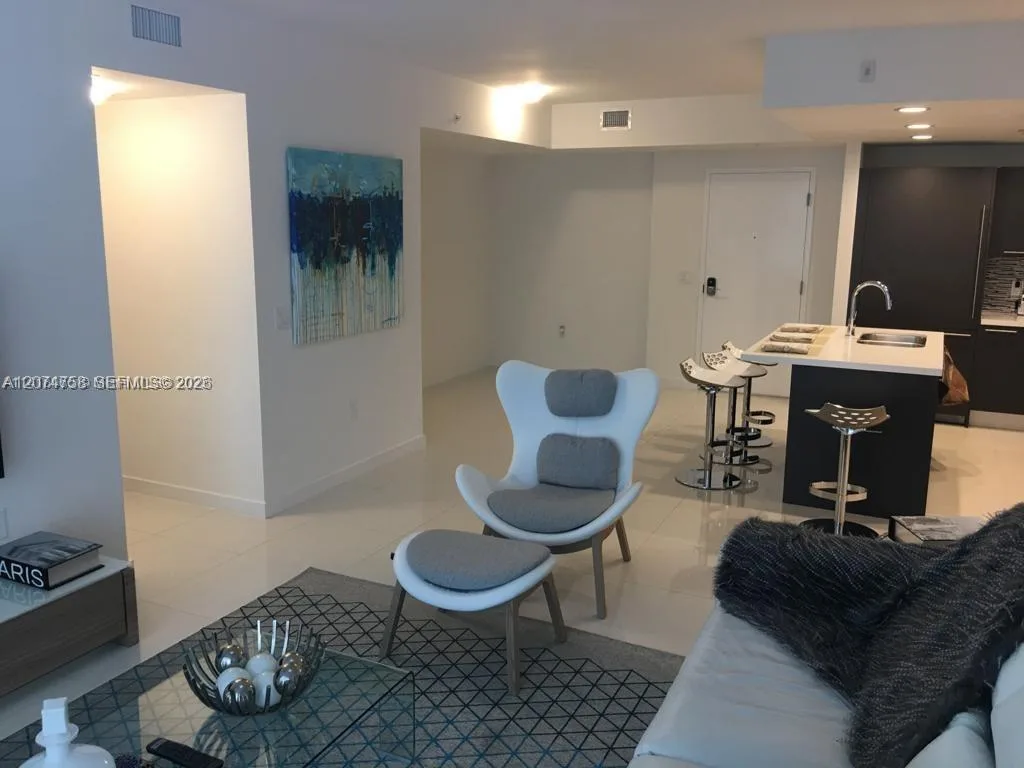 7751 NW 107th Ave # 707, Doral, FL 33178 photo 9