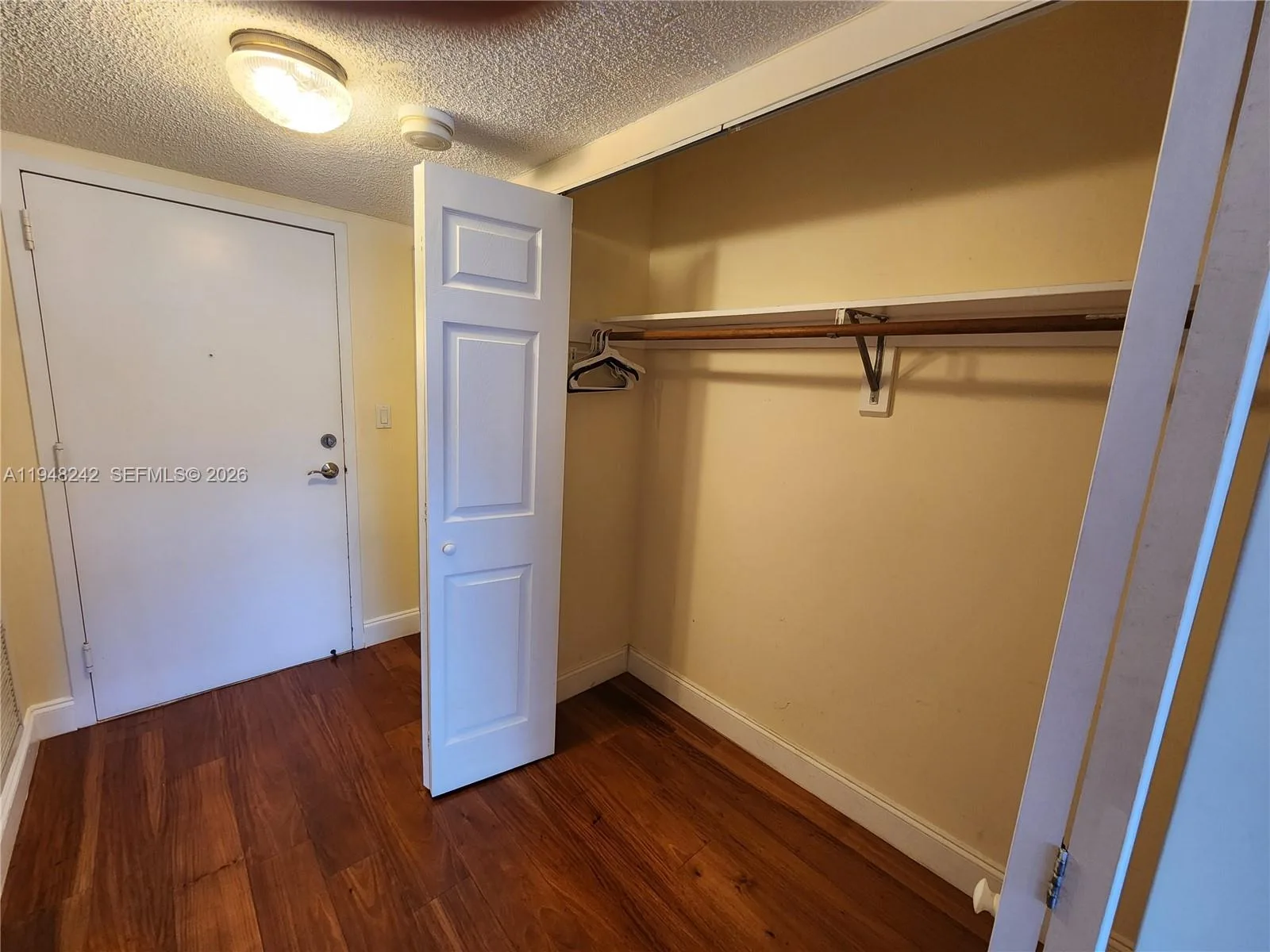 251 174th St # 2110, Sunny Isles Beach, FL 33160 photo 12