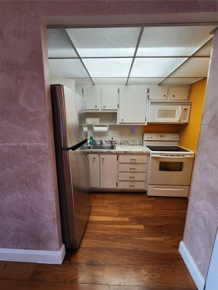 251 174th St # 2110, Sunny Isles Beach, FL 33160 photo 8