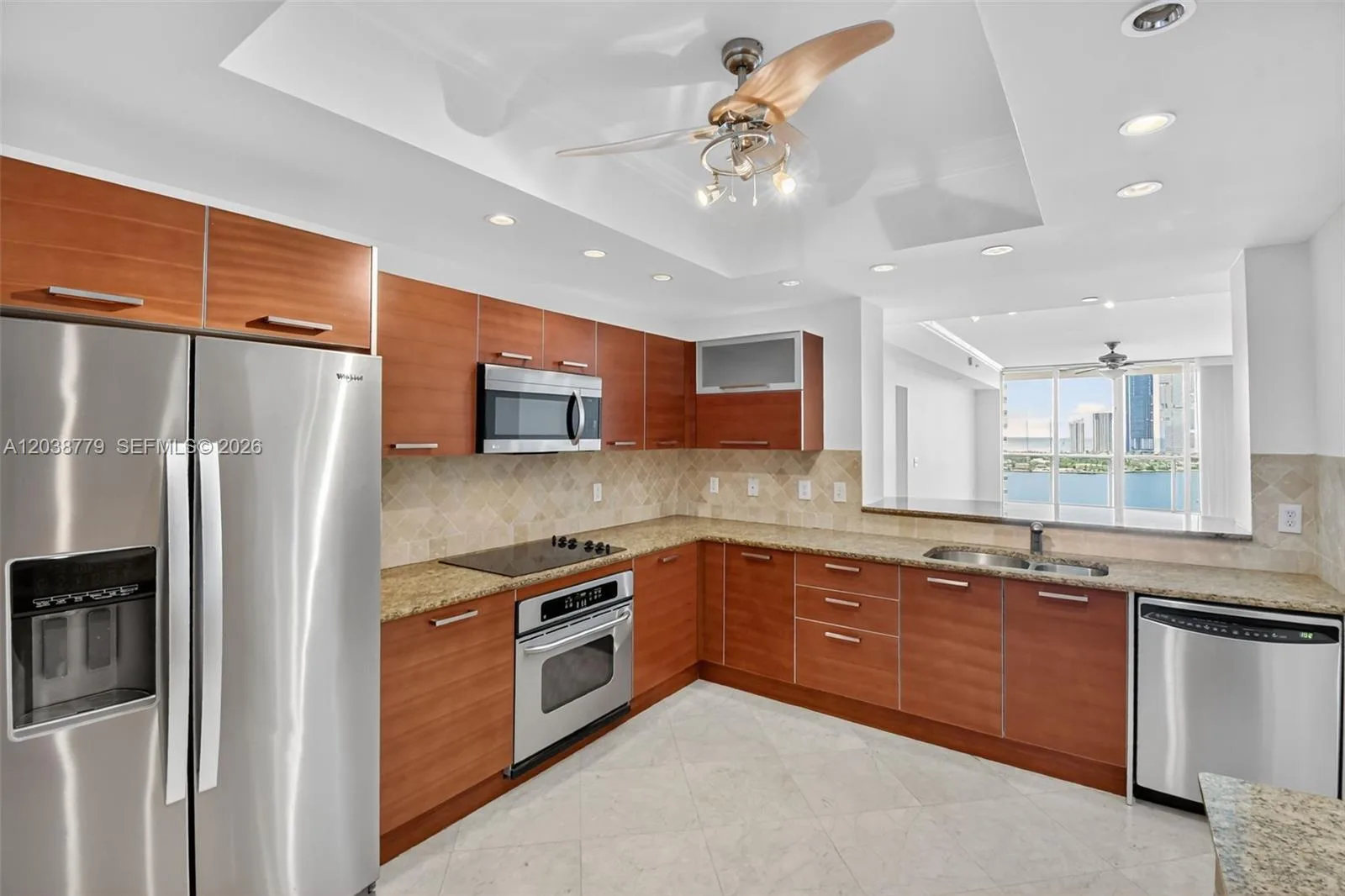 3330 NE 190th St # 1611, Aventura, FL 33180 photo 2