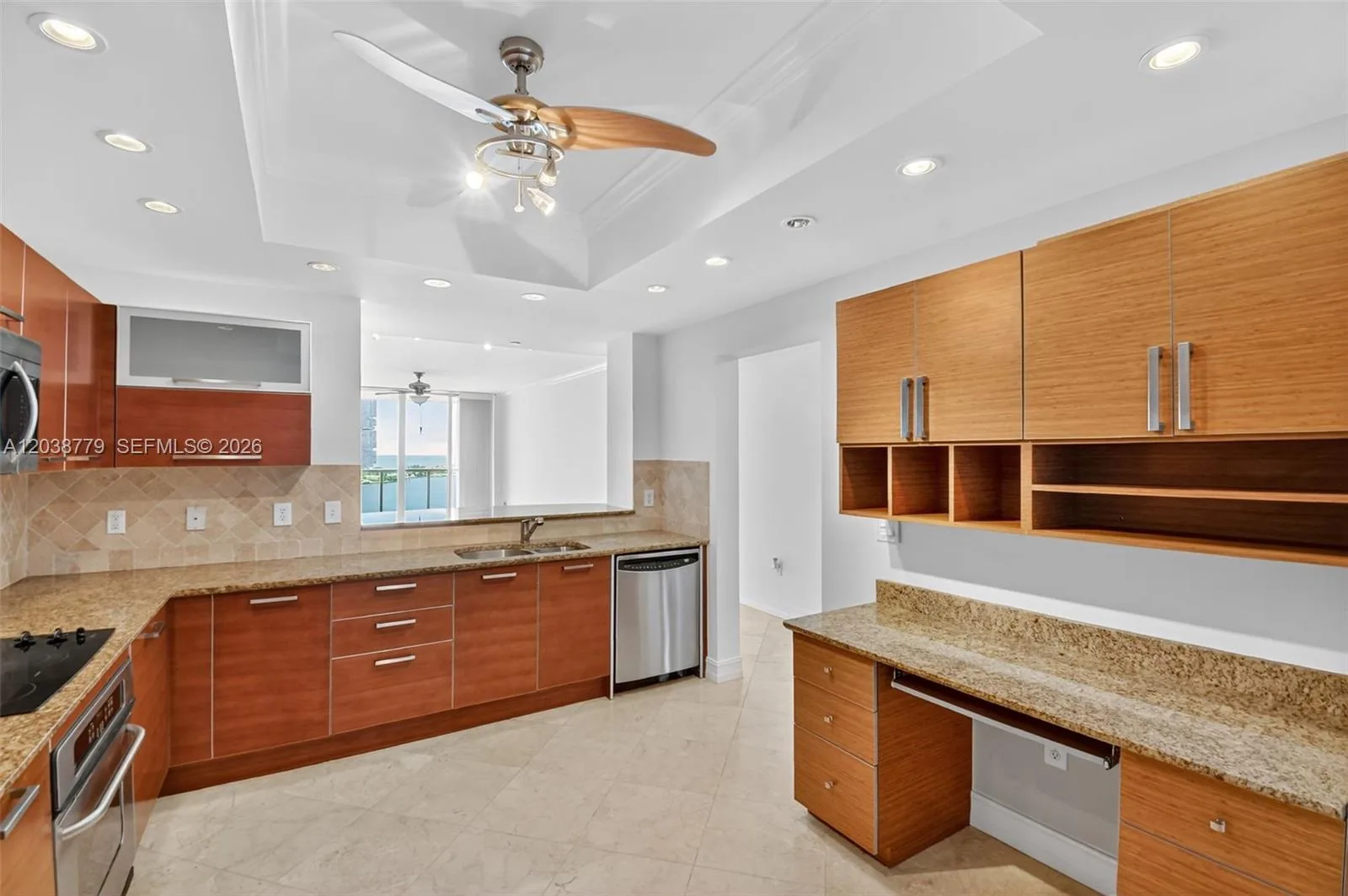 3330 NE 190th St # 1611, Aventura, FL 33180 photo 4
