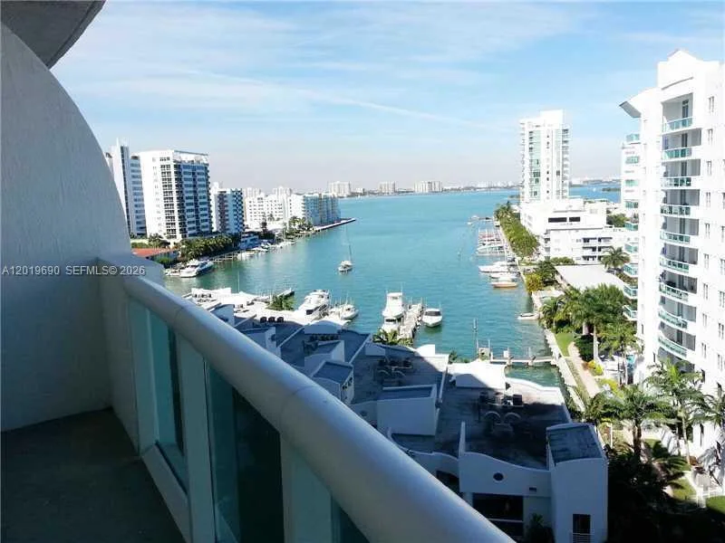 7900 Harbor Island Dr # 1010, North Bay Village, FL 33141
