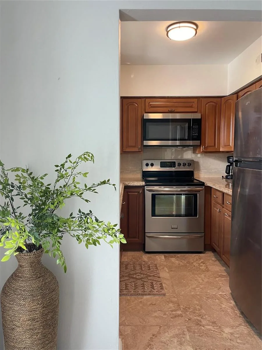 2708 NE 14th Street Causeway # 2, Pompano Beach, FL 33062 photo 12