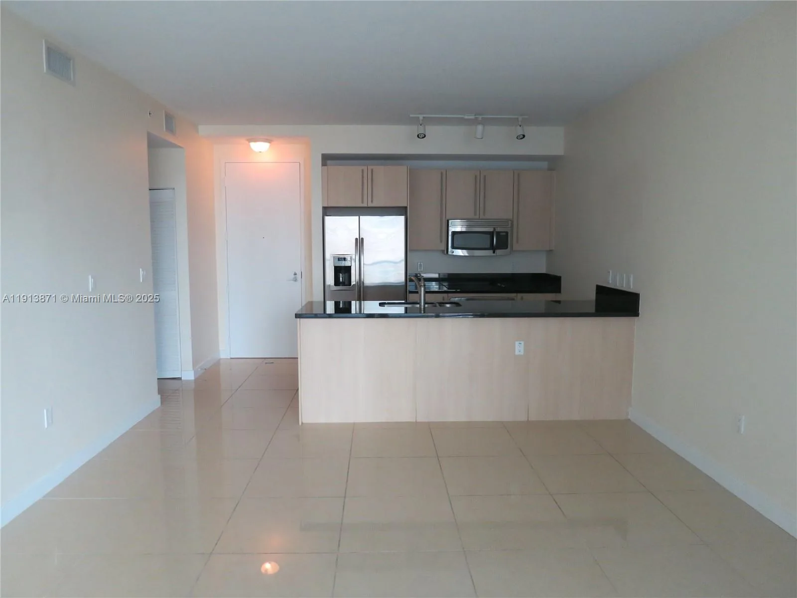 1111 SW 1 AV # 1024-N, Miami, FL 33130 photo 4