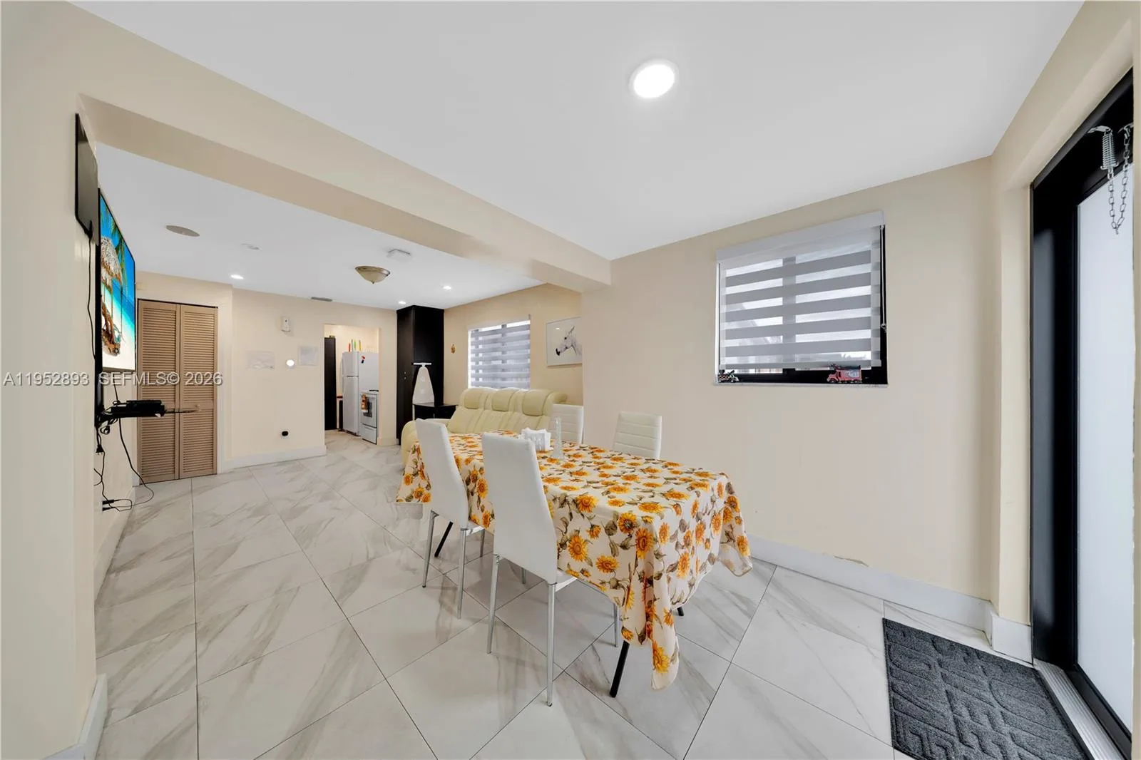 458 E 20th St, Hialeah, FL 33013 photo 8
